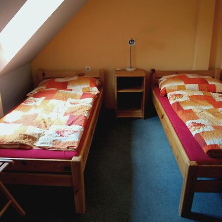 Hostel Skautsky Dom Банська Штявниця Екстер'єр фото