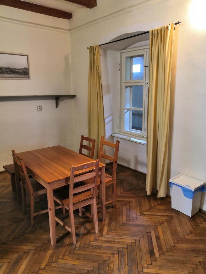 Hostel Skautsky Dom Банська Штявниця Екстер'єр фото