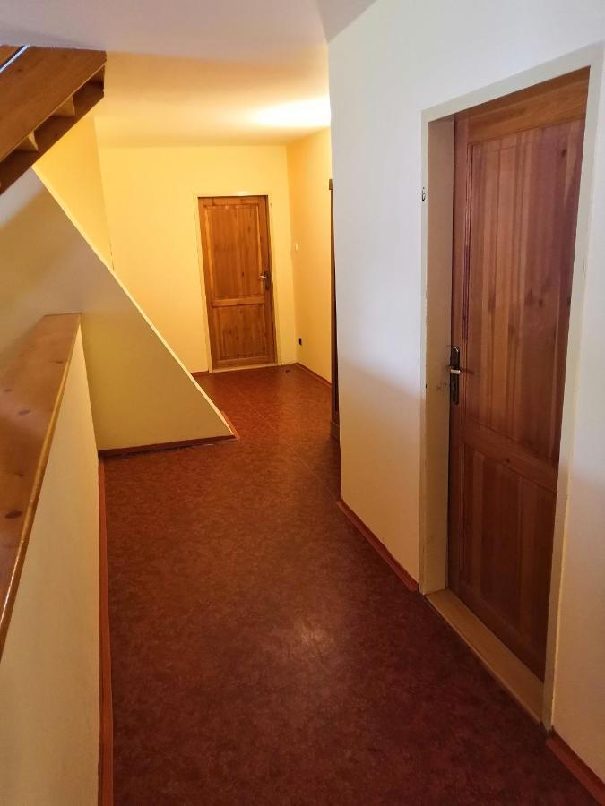 Hostel Skautsky Dom Банська Штявниця Екстер'єр фото