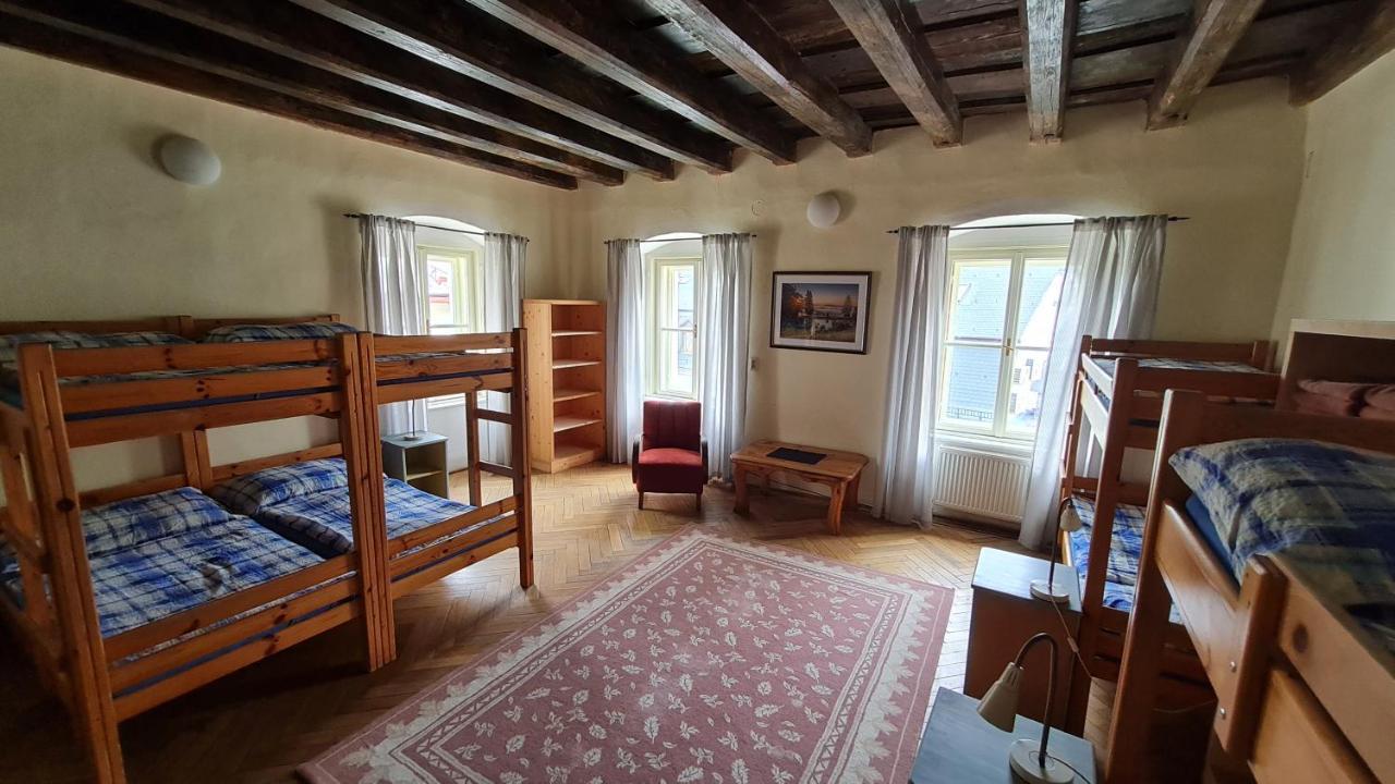 Hostel Skautsky Dom Банська Штявниця Екстер'єр фото