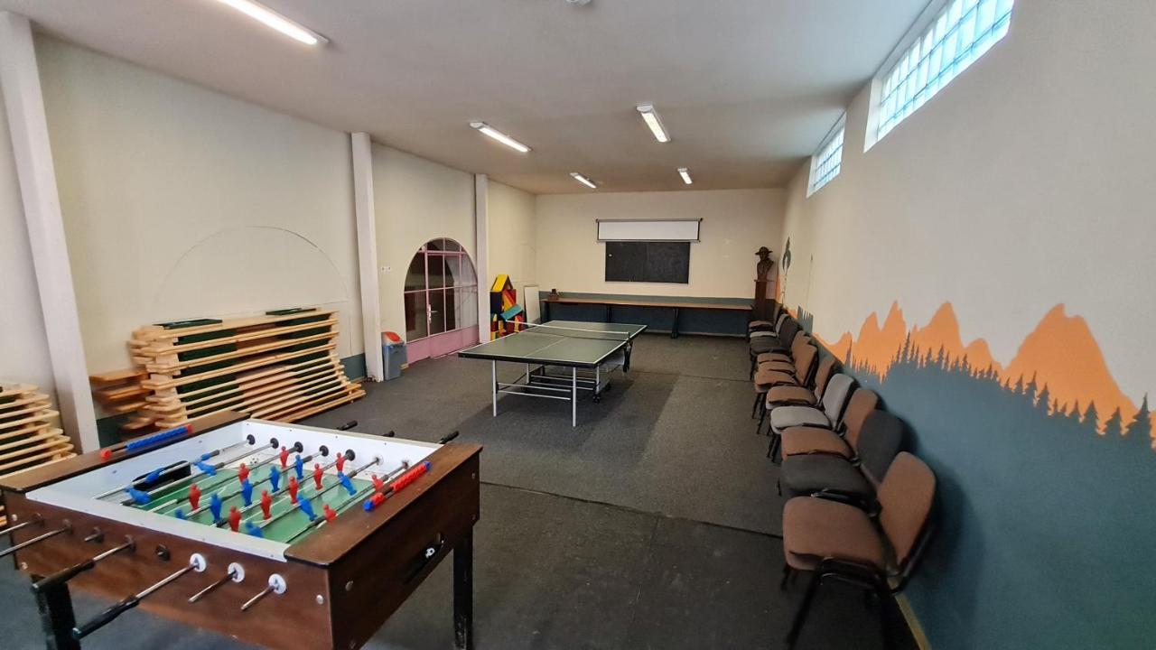 Hostel Skautsky Dom Банська Штявниця Екстер'єр фото