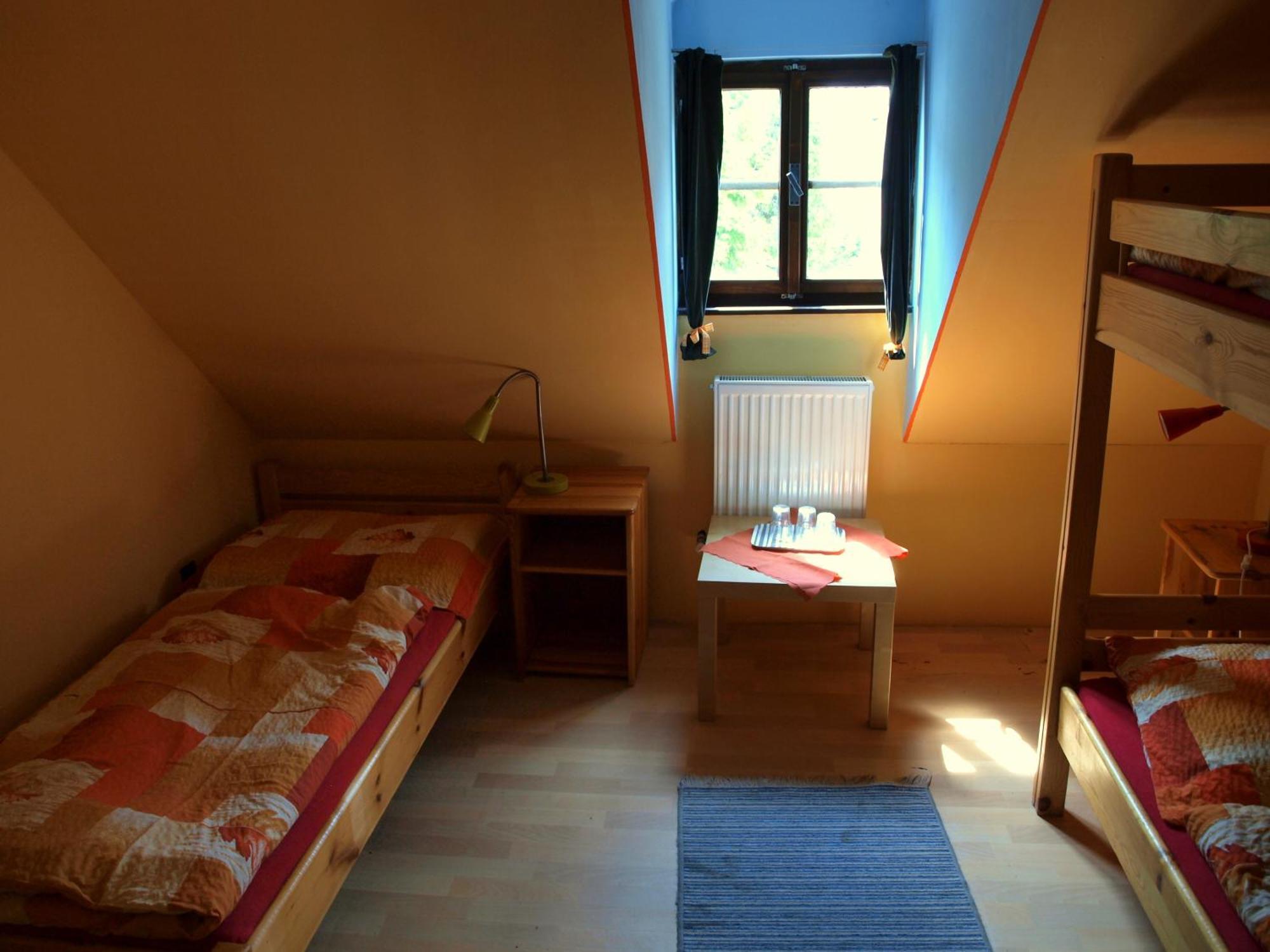 Hostel Skautsky Dom Банська Штявниця Екстер'єр фото